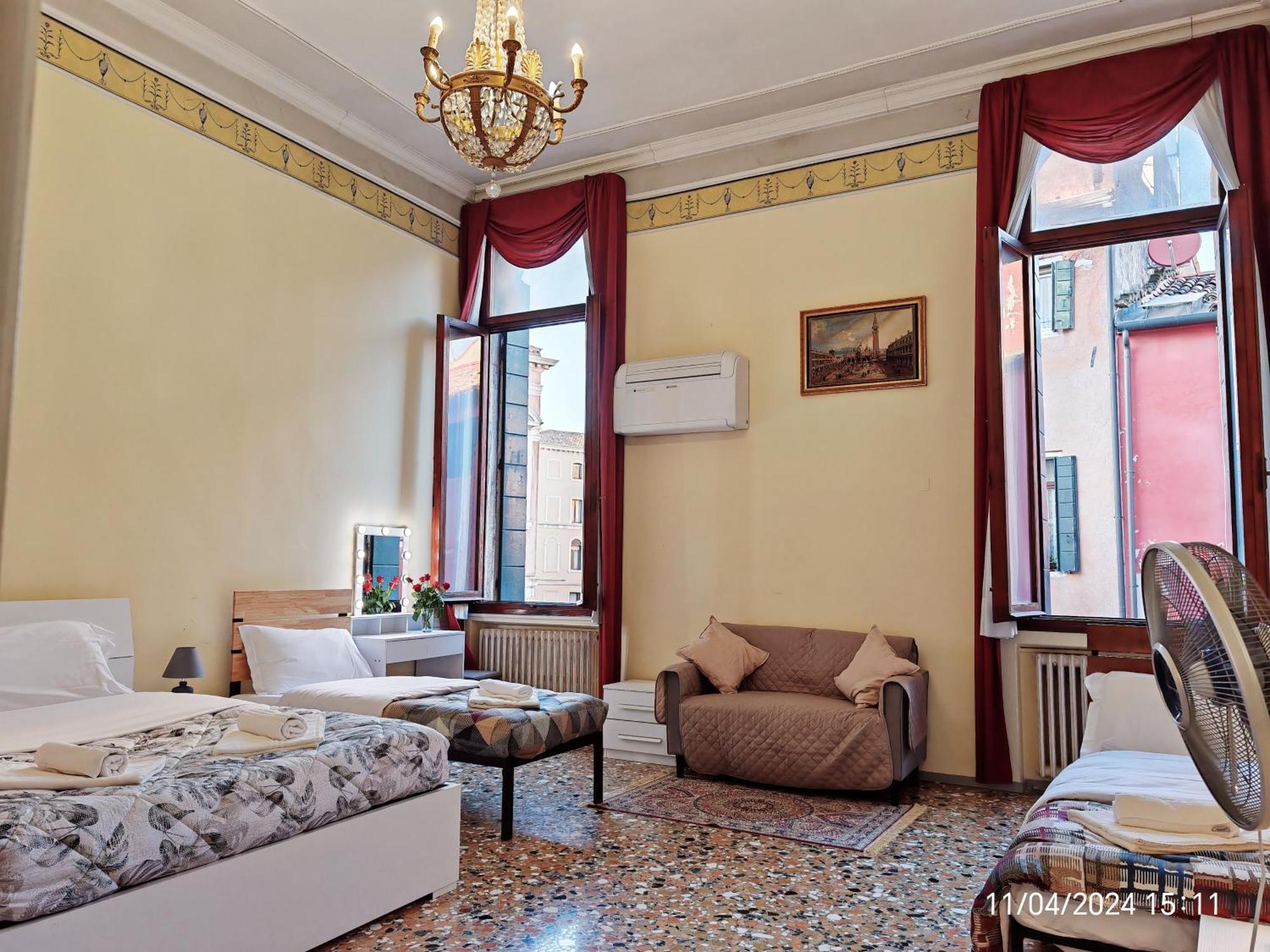 Venice Tourist House Exterior foto